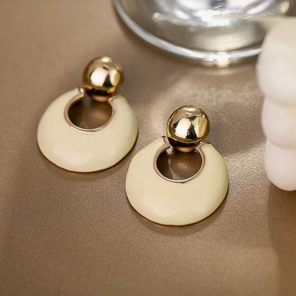 Classic Hoop Post Earrings in Cream Enamel & Gold - Picture 1 of 10